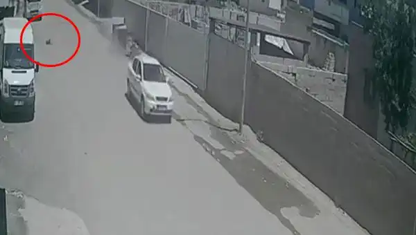 Otomobil Çocuğa Çarpıp Kaçtı: Güvenlik Sorunları Artıyor