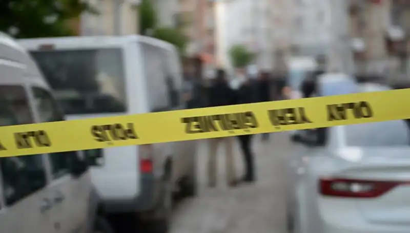 İstanbul'da Gizemli Ölüm: Başından Vurulmuş Gençten Şaşırtan Not