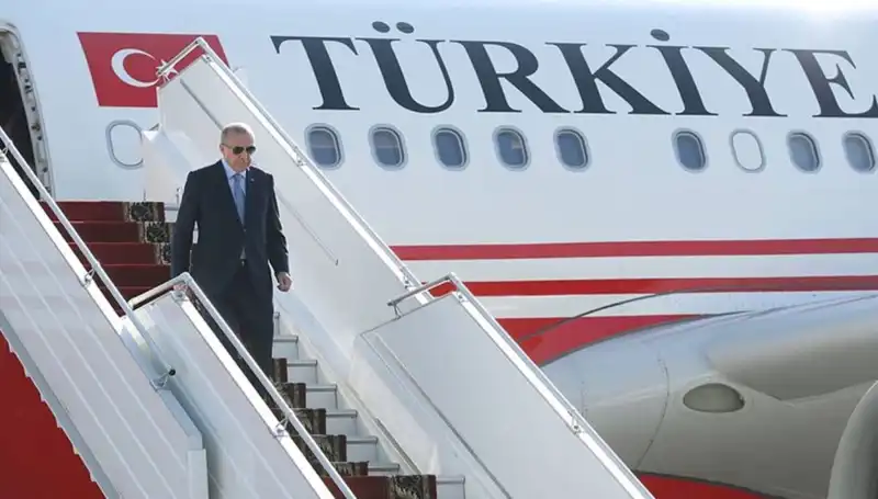 Türkiye'nin Sesi: Erdoğan, İtalya Ziyaretinden Sonra Yuvaya Döndü