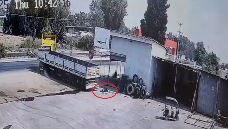 16 Yaşındaki Çocuk İşçinin TIR Altında Kalarak Hayatını Kaybetmesi Üzerine Tartışmalar Büyüyor