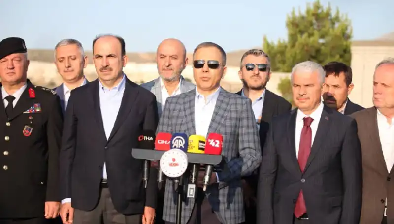 Bayram Sabaha Dikkat! İçişleri Bakanı Yerlikaya'dan Kritik Trafik Uyarısı
