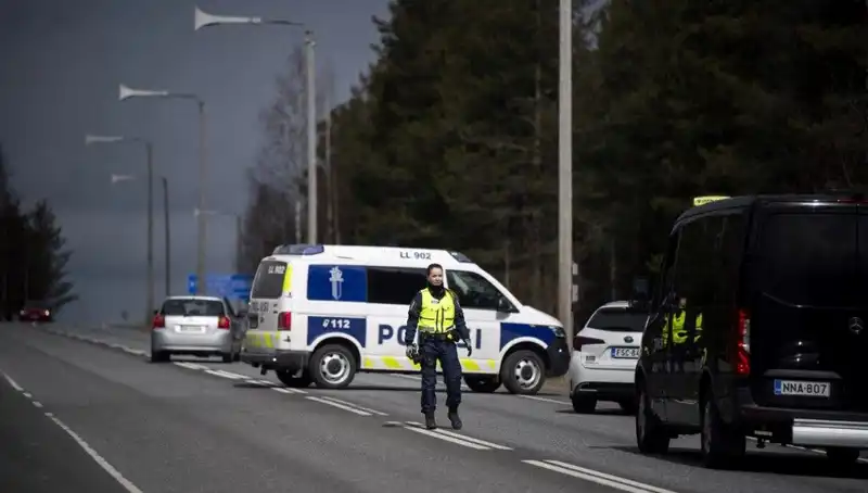 Finlandiya’da Okulda Gerilim: Bıçaklı Saldırıda Üç Öğrenci Yaralandı