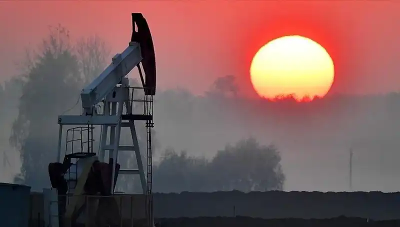ABD'de Petrol Sondaj Kulesi Sayısı Neden Sürekli Azalıyor?