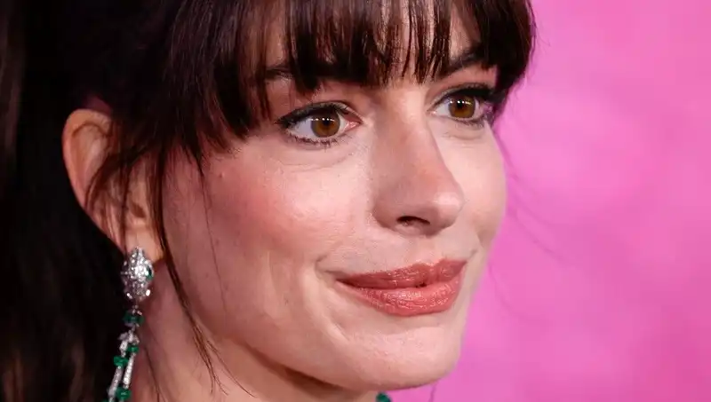 Hollywood'un Yeni Estetik Çılgınlığı: Ölü İnsan Derisi Enjeksiyonu