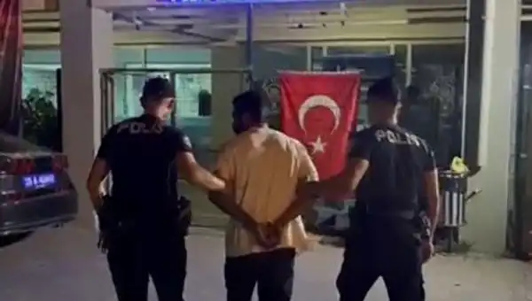 İzmir'de 18 Yıl Hapis Cezasıyla Aranan Firari, Nihayet Yakalandı!