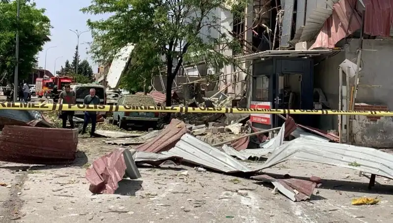 Gaziantep'teki Fabrikada Patlama: Yaralıların Durumu ve Önlemler