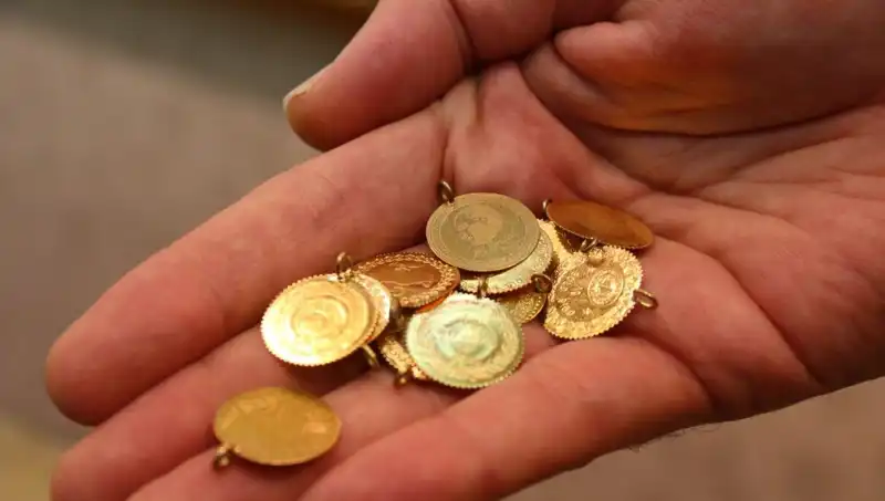 30 Nisan 2023: Canlı Altın Fiyatları ve Piyasa Analizi