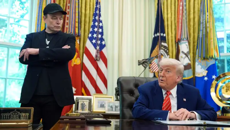 Cumhuriyetçi Seçmenler, Trump’a Geçit Vermiyor: Musk’ın Partisi Ön Planda!