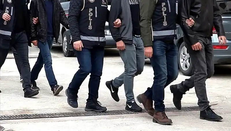 Ankara ve Antalya'da Fuhuş Operasyonu: 20 Şüpheli Yakalandı