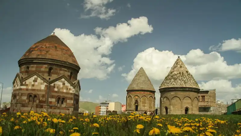 Erzurum'un Büyüleyici Tarihi ve Kültürel Zenginlikleri Ziyaretçileri Bekliyor
