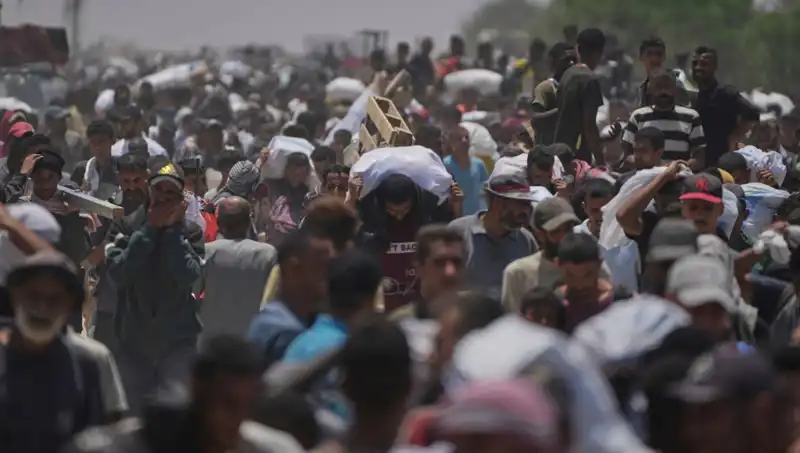 İsrail Saldırıları Sonrası: 798 Filistinli Hayatını Kaybetti, İnsani Kriz Derinleşiyor