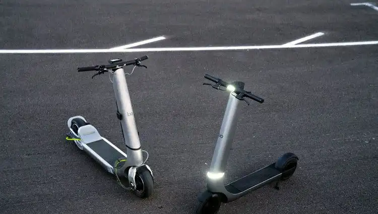 Elektrikli Scooter Devrimi: Sınırsız Hız vs. Trafik Güvenliği