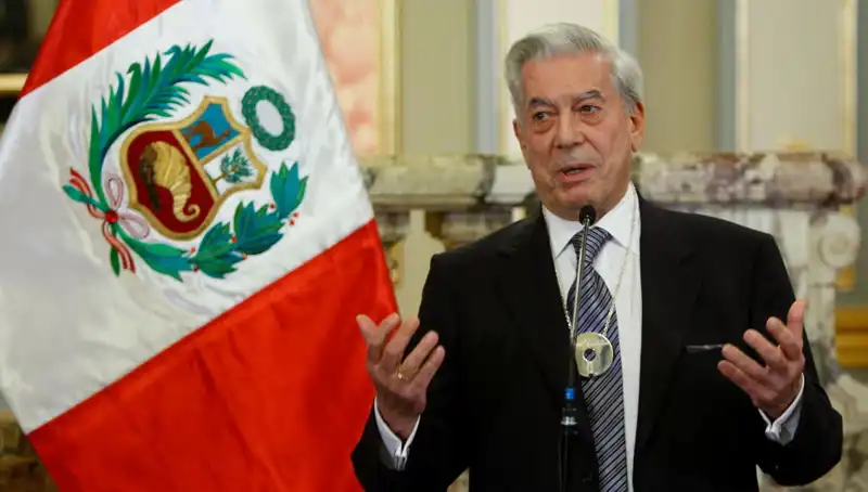 Efsane Yazar Mario Vargas Llosa Aramızdan Ayrıldı: Edebiyat Dünyası Yas Tutuyor