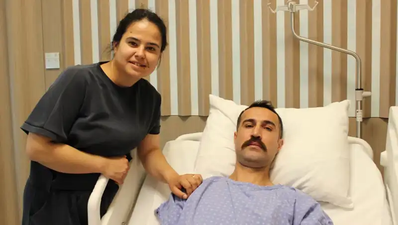 32 Yaşında Mide Kanaması Endişesi, Kalın Bağırsak Kanseri Tanısıyla Sonuçlandı