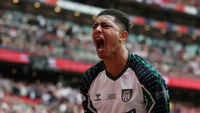 Jobe Bellingham, Dortmund’a Transfer Oldu: Genç Yetenek Futbola Dair Yeni Bir Sayfa Açıyor