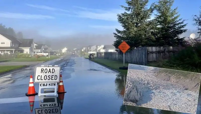 Alaska'da Buzul Barajı Taşınca Acil Tahliye Başlatıldı
