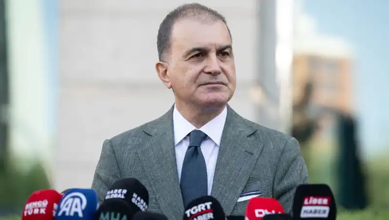 Ömer Çelik'ten Özlem Zengin’e Tepki: Meşru Demokratik Alan Tehdit Altında!