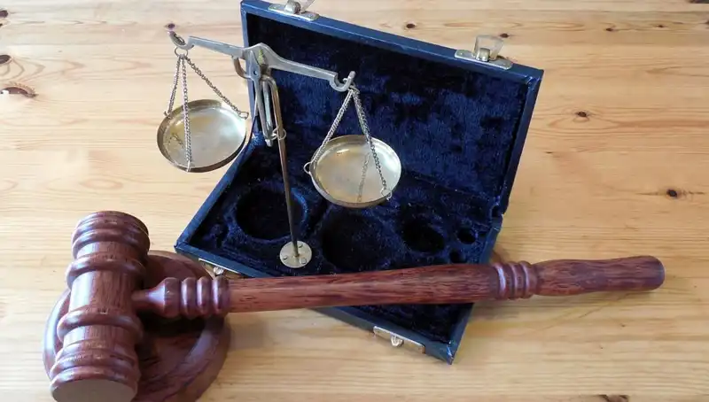 İrtikap Suçu Nedir? Hukukta Anlamı ve Yasal Sonuçlarıyla İnceliyor