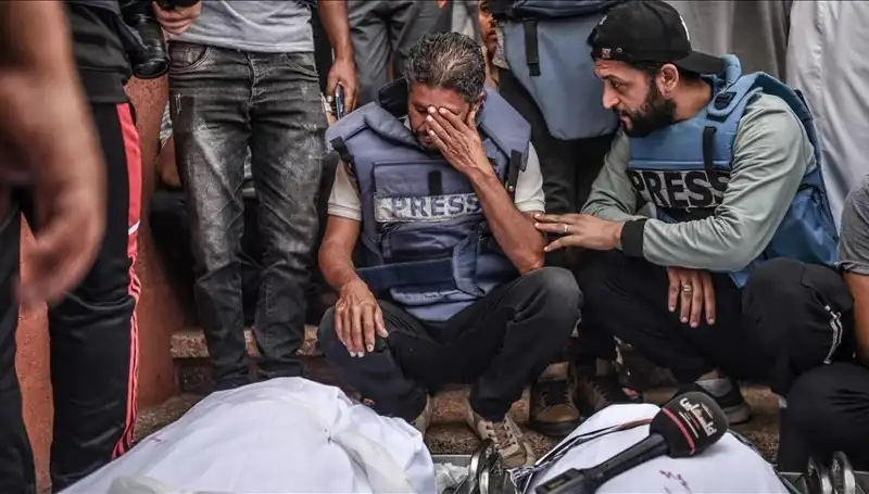 Gazze'deki Gazetecilerin İhlalleri: Soykırım Yazıları ve Gerçekler