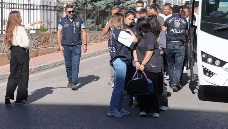Türkiye'de 6 İlde Yayılan Escort Dolandırıcılığı Skandalı: 12 Milyonluk Kayıp!