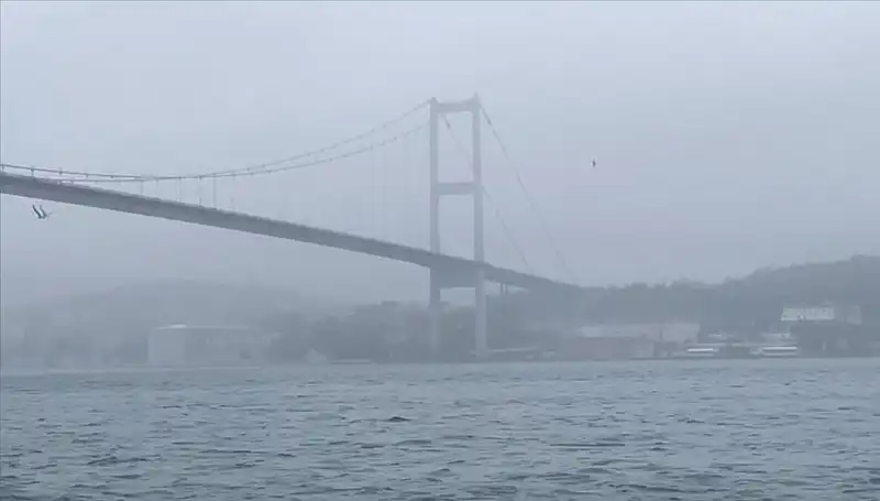 İstanbul Boğazı’nda Gemi Trafiğine Son Günlerde Yoğun Sis Engeli