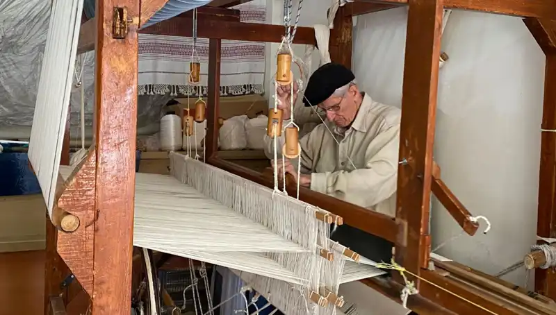 62 Yıldır İpleri Sanata Dönüştüren Usta: Hayatı ve Eserleriyle Tanışın