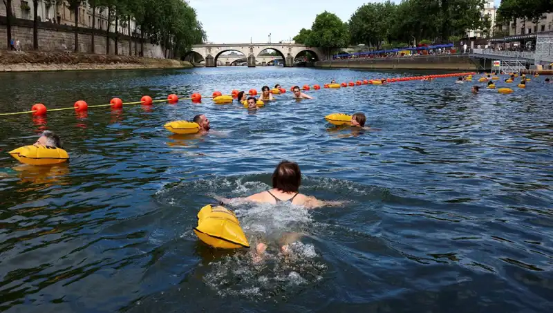 1923’ten Bu Yana Bir İlk: Paris’te Seine Nehri Halkın Hizmetine Sunuldu