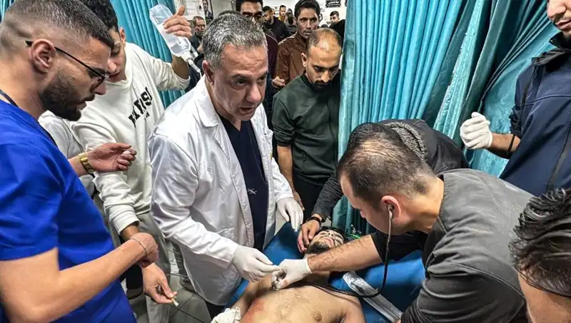 İsrail’in Alıkoyduğu Filistinli Hastane Müdürü Sağlık Durumunu Kayıta Geçirdi