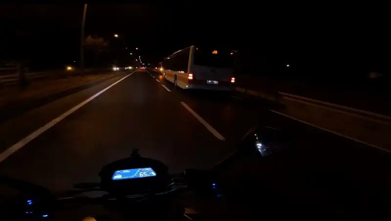 Otobüs Kazasında 41 Yaşındaki Vatandaş Ağır Yaralandı: Detaylar Ortaya Çıkıyor