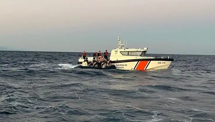 Ayvacık Açıklarında 17 Göçmen Kurtarıldı: Yeni Bir İnsanlık Dramı