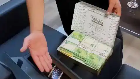 Manavgat Belediyesi'nde Baklava Kutusu ile Camia İçindeki Sırrı Ortaya Çıktı