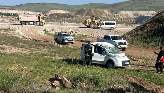 Mardin'de Feci Kaza: Dört Kişi Yaralı, Olayın Detayları Şaşırtıyor