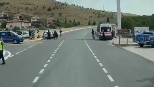 Elazığ'da Feci Kaza: İki Otomobilin Çarpışması Sonucu Yaralılar Var