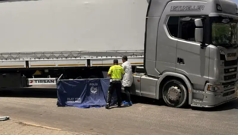Gaziantep'te Feci TIR Kazası: 2 Can Kaybı, Sürücüler Şokta