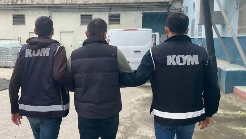 Kastamonu'da Aranan Hükümlü Yakalandı: Ceza Evine Geri Dönüş Yolculuğu