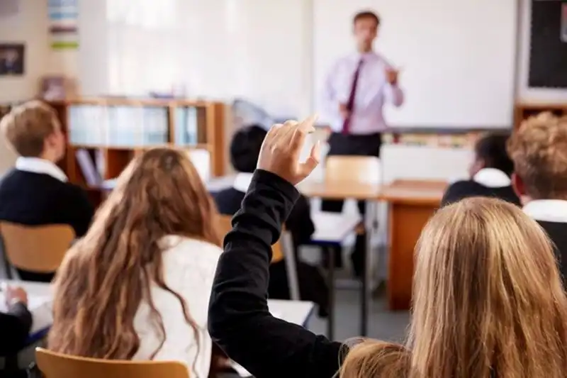 Özel Okul Fiyatları Araba Fiyatlarını Geride Bırakıyor: Aileler Ne Yapacak?