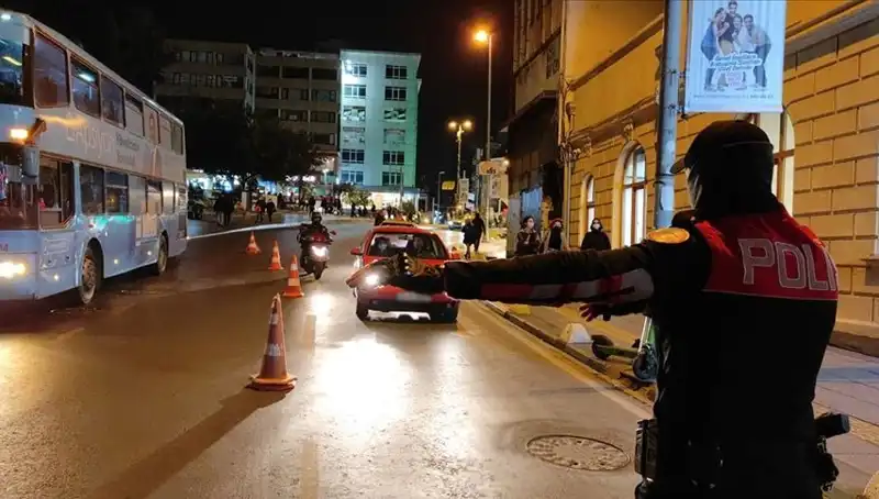 İstanbul'da Huzur Operasyonları: Megakentte Güvenlik ve Denetimlerin Etkisi