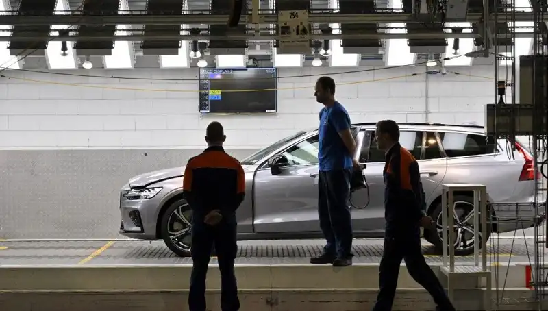Volvo, Bazı Popüler Modellerin Satışını Durdurarak Yeni Döneme Başlıyor